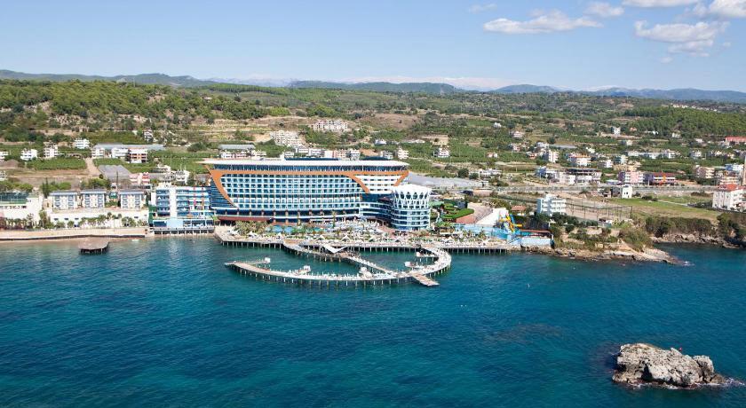 Granada Luxury Resort & Spa