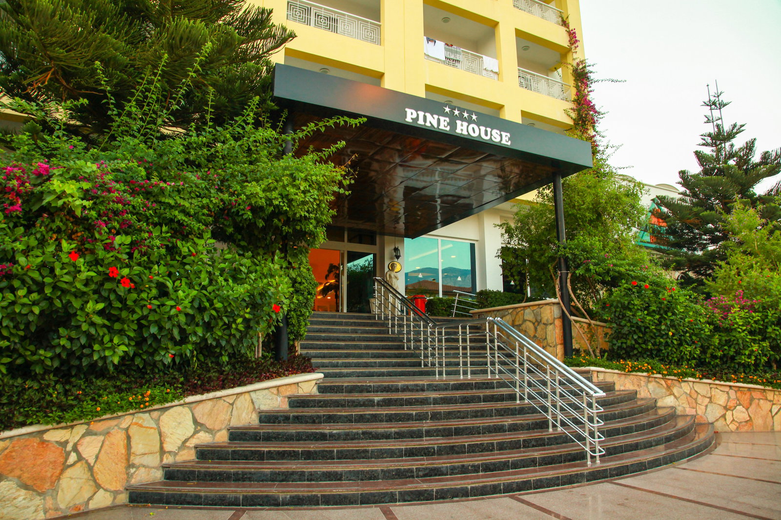 PINE HOUSE BY WERDE HOTELS
