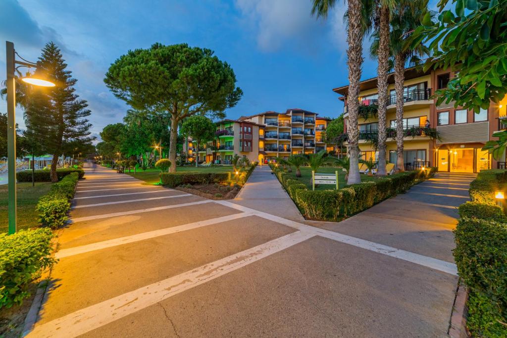 Justiniano Park Conti