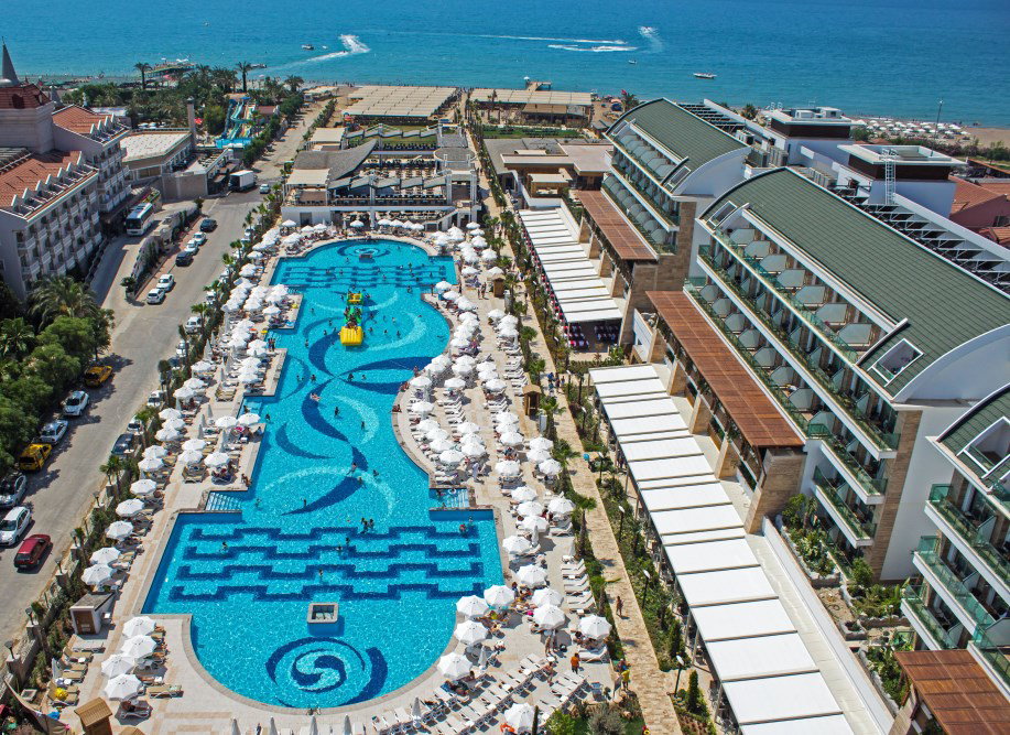 Crystal Waterworld Resort &amp; Spa