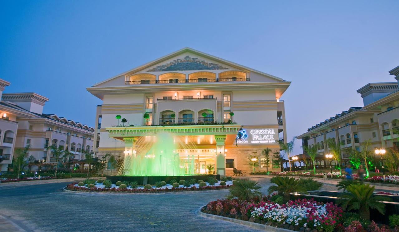 Crystal Palace Luxury Resort