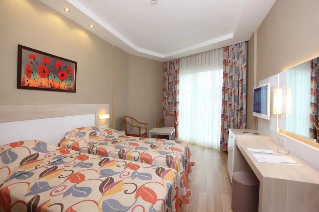 Riviera Hotel