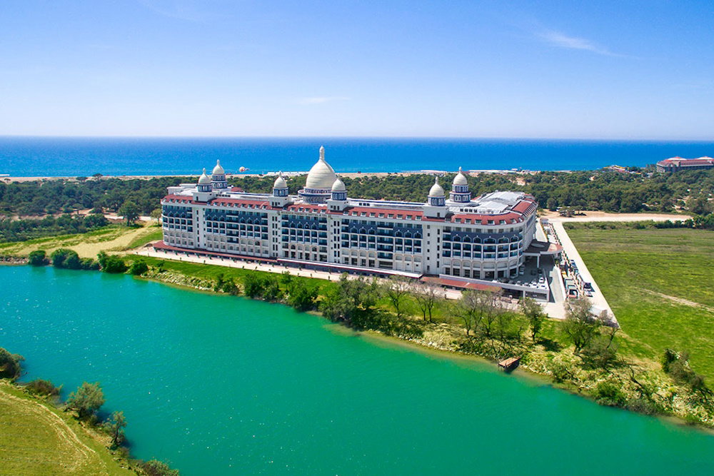 Diamond Premium Hotel &amp; Spa