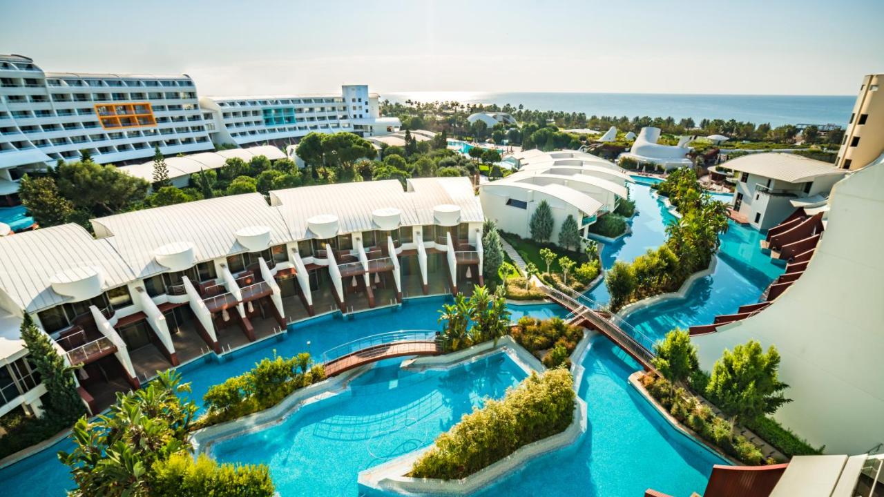 Cornelia Diamond Golf Resort &amp; Spa
