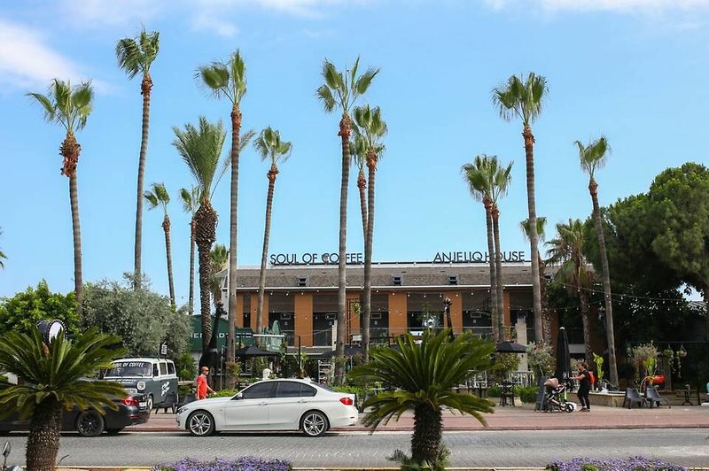 Anjeliq House Boutique Hotel