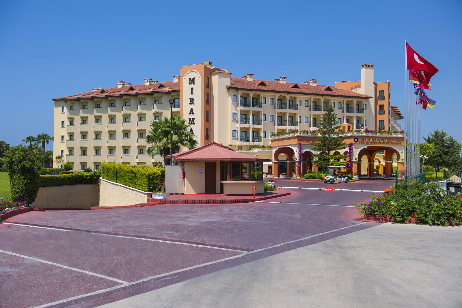 Miramare Queen Hotel