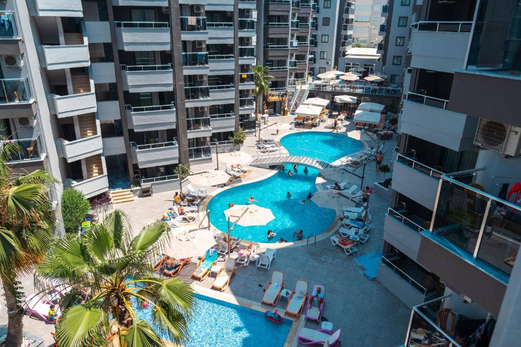 The Nora Hotels Family Club