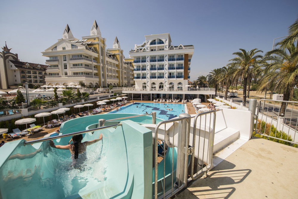 Palm World Resort &amp; Spa