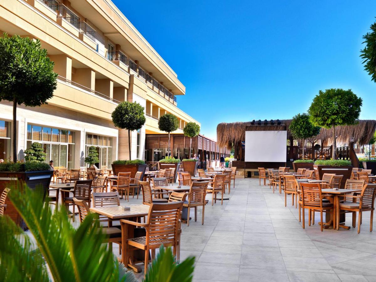Crystal De Luxe Spa Resort